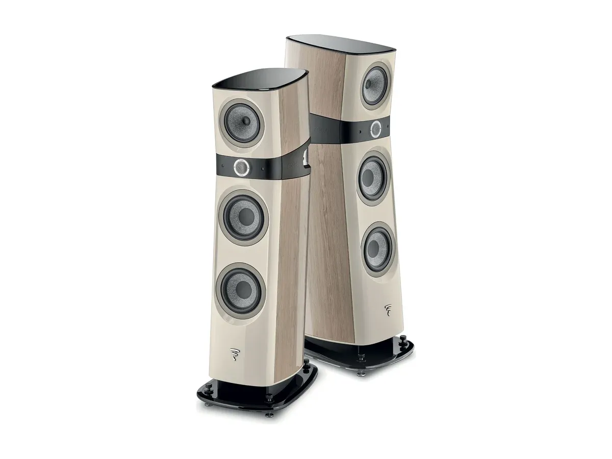 Focal Sopra N°2 in Light Oak als Paar